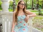 AnnieWow -  Lass mich dir ein kleines Geheimnis verraten. Ich kann einfach nie genug bekommen, will immer mehr.