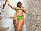 AdrielleMoon -  Der große Körper, den Sie brauchen