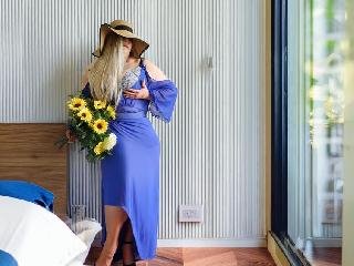 Anal-Sex, Fesselspiele, Fetisch, Lack und Leder, Natursekt, Parkplatz-Sex, Rollenspiele, Schlucken, Live-Dates