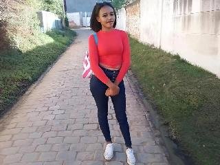 Devot, Exhibitionismus, Fetisch, Spanking, Voyeurismus