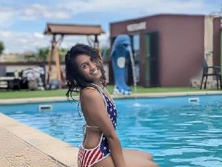 Devot, Exhibitionismus, Fetisch, Rollenspiele, Spanking