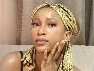 Anal-Sex, Devot, Dominant, Fetisch, Gruppensex, Natursekt, Oralsex, Rollenspiele, Sexspielzeug, Spanking