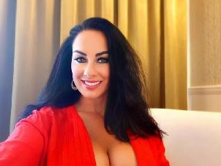 Anal-Sex, Dominant, Fesselspiele, Gangbang, Oralsex, Rollenspiele, Schlucken, Sexspielzeug